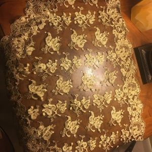 Gold scarf with sequins